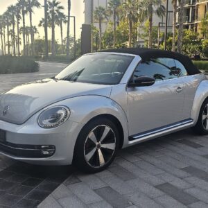 2016-Volkswagen Beetle Covertible-2.0L-4 Cyl -Gcc Specs -Excellent Condition -Bank Finance Available