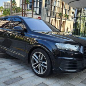 2017 Audi Q7 Luxury S-line Quattro -3.0L-6 Cyl Full option -Excellent Condition-with 1 Year Free Warranty